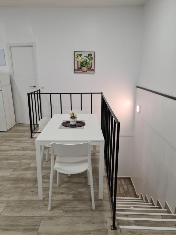M-A Apartamento Duplex Jaen Appartamento Madrid Esterno foto