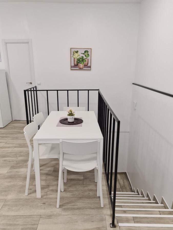 M-A Apartamento Duplex Jaen Appartamento Madrid Esterno foto
